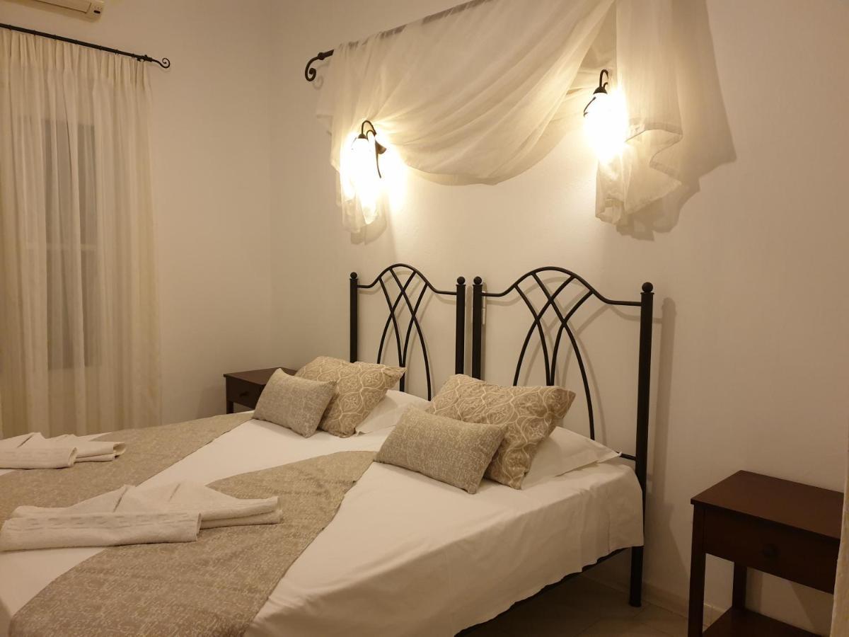 Sifnos Hotel Benaki Platis Gialos  Bagian luar foto